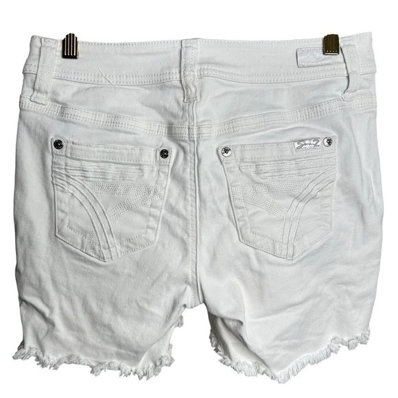 Seven7 Distressed Hem White Denim‎ Jean Shorts Women's Size 4 - Picture 3 of 9